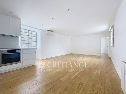 Apartament w Chatelet les Halles, Louvre-Tuileries, Palais Royal, Paris