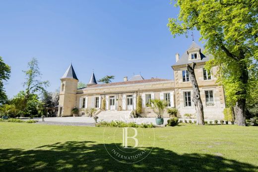 Zamek w Léognan, Gironde