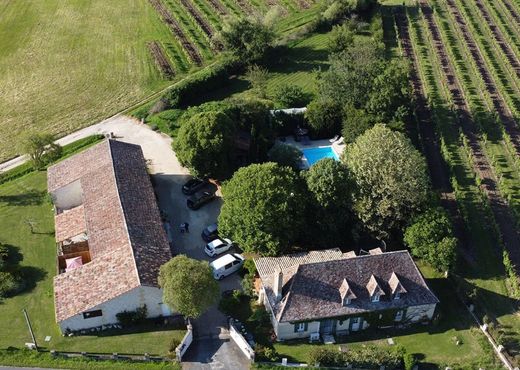 ‏בתי יוקרה ב  Pomport, Dordogne