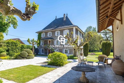 Luxury home in Reignier-Ésery, Haute-Savoie