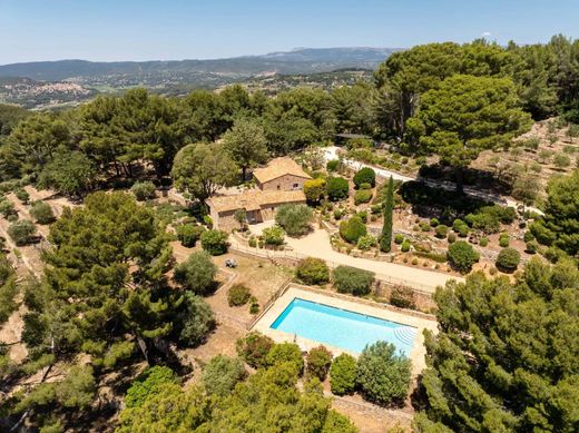 Rural or Farmhouse in Le Beausset, Var