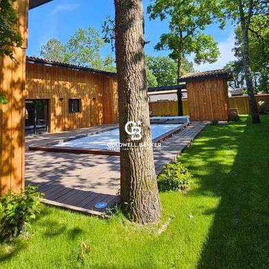 Luxury home in Lège-Cap-Ferret, Gironde