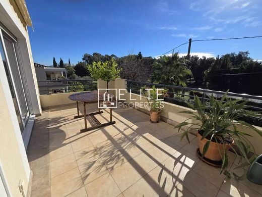 ‏דירה ב  Mandelieu-la-Napoule, Alpes-Maritimes