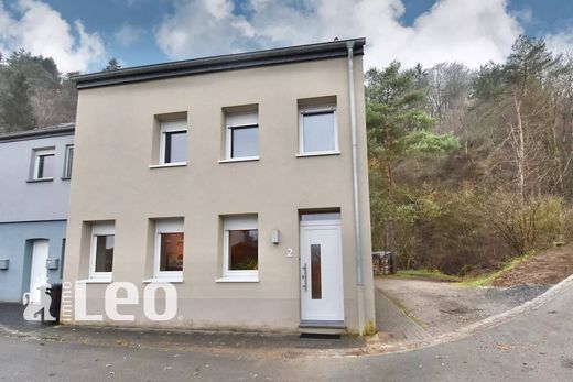 Luxury home in Beckerich, Redange