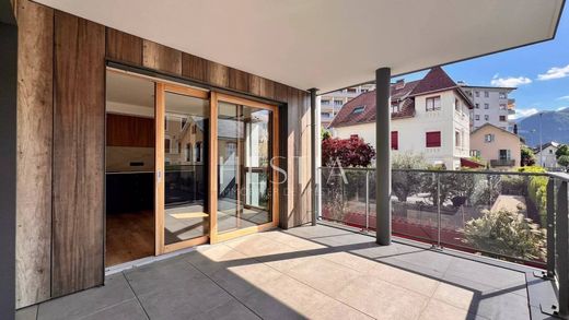 Apartment in Annecy, Haute-Savoie