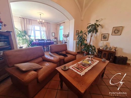 Luxury home in Saint-Raphaël, Var
