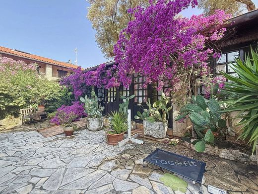 Appartamento a Saint-Laurent-du-Var, Alpi Marittime