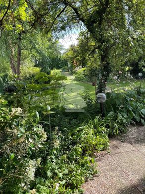 Luxury home in Müllendorf, Steinsel