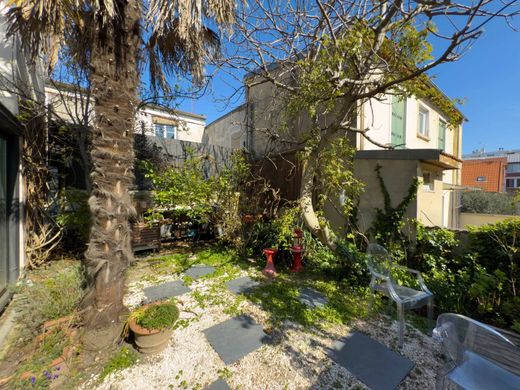 منزل ﻓﻲ Ivry-sur-Seine, Val-de-Marne