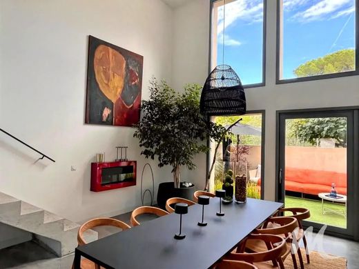 Luxury home in Saint-Maximin-la-Sainte-Baume, Var