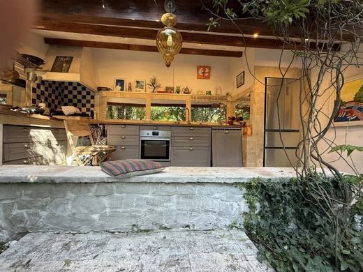 Luxury home in La Roquebrussanne, Var