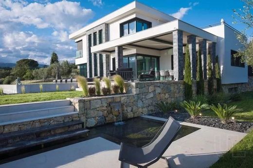 Villa a Opio, Alpi Marittime