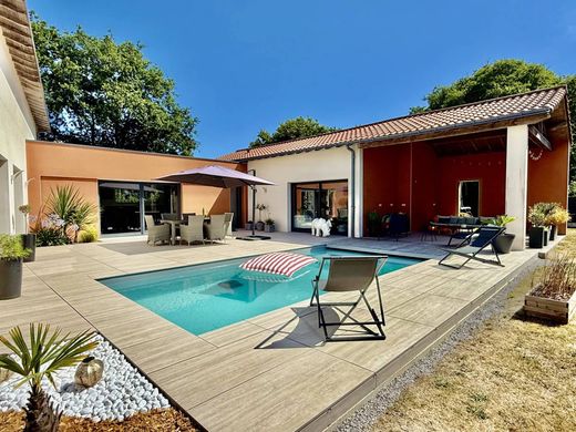 Luxus-Haus in Saint-Brevin-les-Pins, Loire-Atlantique