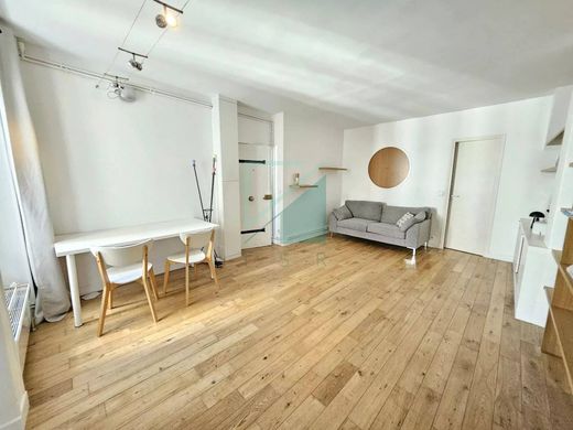 Apartment in Temple, Rambuteau – Francs Bourgeois, Réaumur, Paris