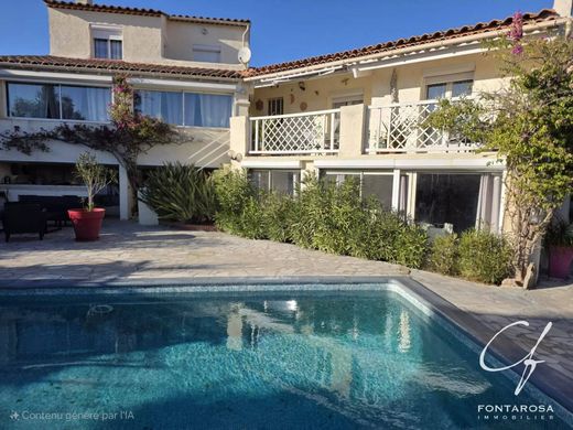 Luxury home in Saint-Raphaël, Var