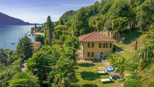 Villa in Oggebbio, Verbania