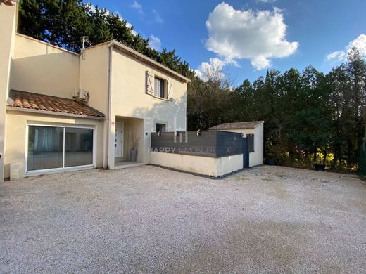 Casa di lusso a Maussane-les-Alpilles, Bocche del Rodano
