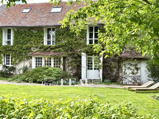Luxury home in Neauphle-le-Château, Yvelines