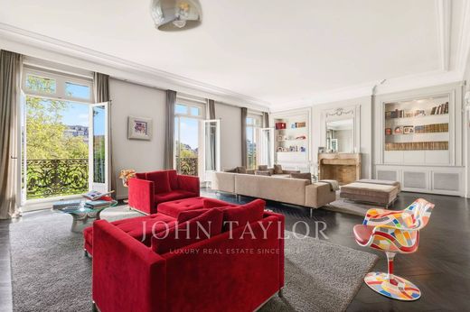 Apartment in La Muette, Auteuil, Porte Dauphine, Paris