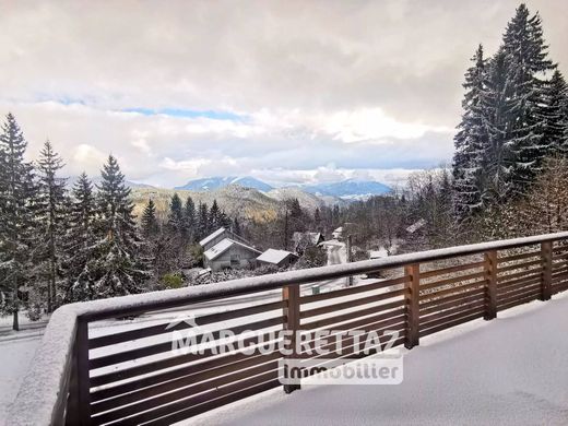 Saint-André-de-Boëge, Haute-Savoieのシャレー