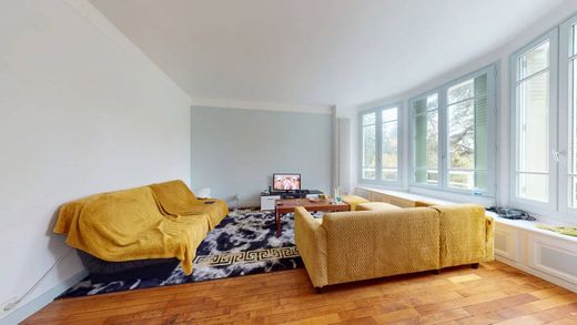 Πολυτελή κατοικία σε Senlisse, Yvelines