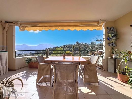 套间/公寓  Mandelieu-la-Napoule, Alpes-Maritimes