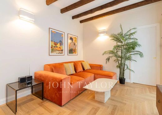 Appartamento a Milano, Lombardia