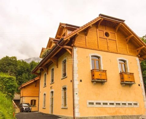 Residential complexes in Mont-Saxonnex, Haute-Savoie