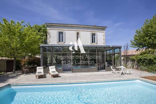 منزل ﻓﻲ Saint-Rémy-de-Provence, Bouches-du-Rhône