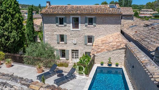 Luxury home in Gordes, Vaucluse