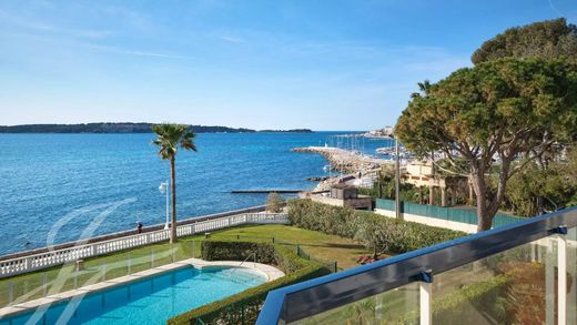 Apartment in Cannes, Alpes-Maritimes