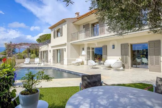 Luxus-Haus in Mougins, Alpes-Maritimes