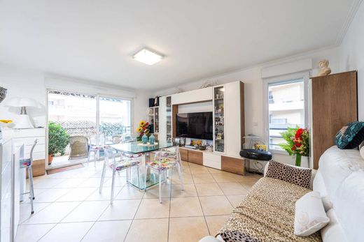 Apartamento - Beausoleil, Alpes Marítimos