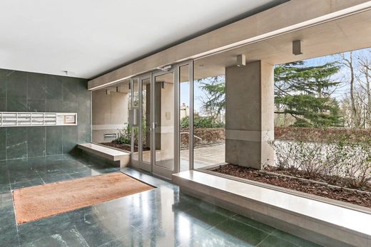 Appartamento a Garches, Hauts-de-Seine