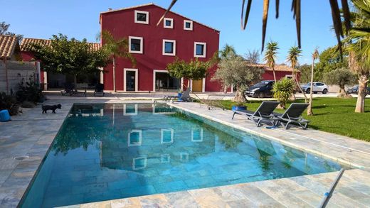 Demeure ou Maison de Campagne à Perpignan, Pyrénées-Orientales