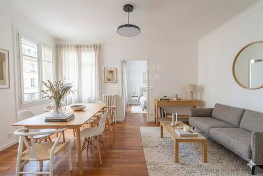 Appartement à Tour Eiffel, Invalides – Ecole Militaire, Saint-Thomas d’Aquin, Paris