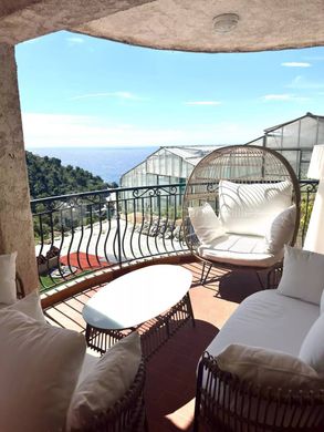 Apartment in Èze, Alpes-Maritimes
