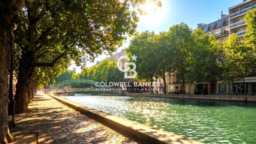 Apartment in Canal Saint Martin, Château d’Eau, Porte Saint-Denis, Paris
