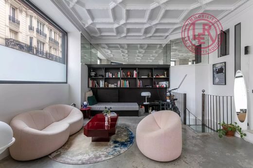 Apartment in Provence-Opéra – Grands Boulevards, Paris