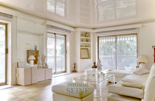 Piso / Apartamento en Neuilly-sur-Seine, Altos de Sena