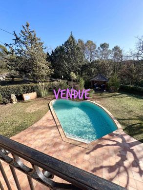 ‏בתי יוקרה ב  Camps-la-Source, Var