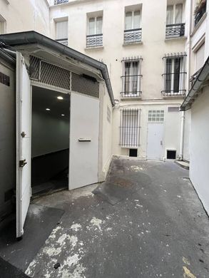 Apartment in Canal Saint Martin, Château d’Eau, Porte Saint-Denis, Paris