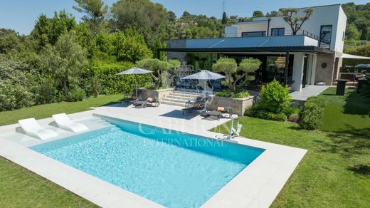 Villa in Mougins, Alpes-Maritimes