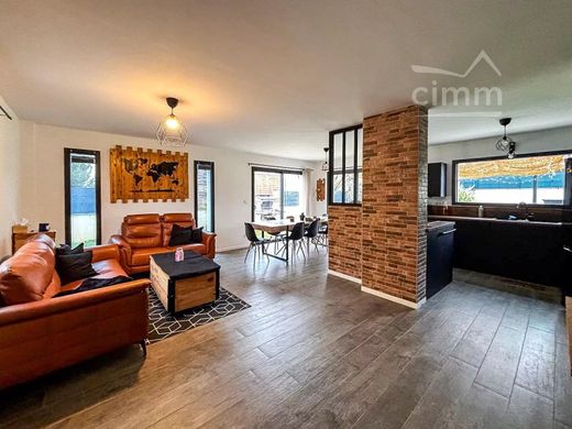 Villa à Brié-et-Angonnes, Isère