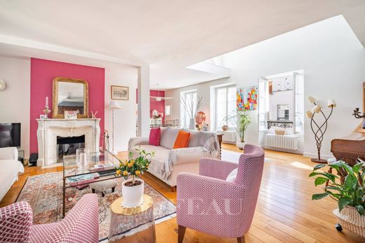 Apartment in Saint-Germain-en-Laye, Yvelines