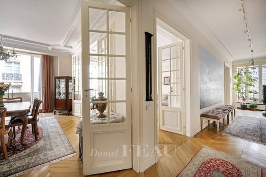 ‏דירה ב  Paris 07 Palais-Bourbon, Paris