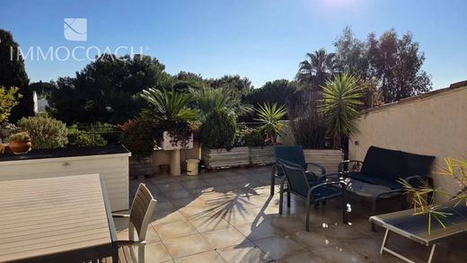 Διαμέρισμα σε Carqueiranne, Var