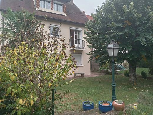 豪宅  Chevilly-Larue, Val-de-Marne