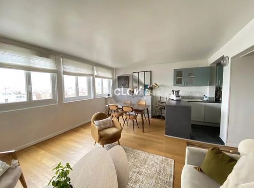 Apartment in Salpêtrière, Butte-aux-Cailles, Croulebarbe, Paris