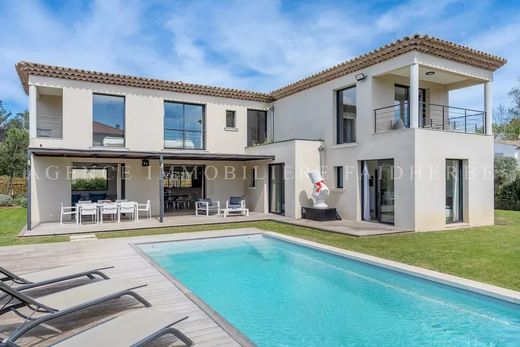 Luxury home in Saint-Tropez, Var